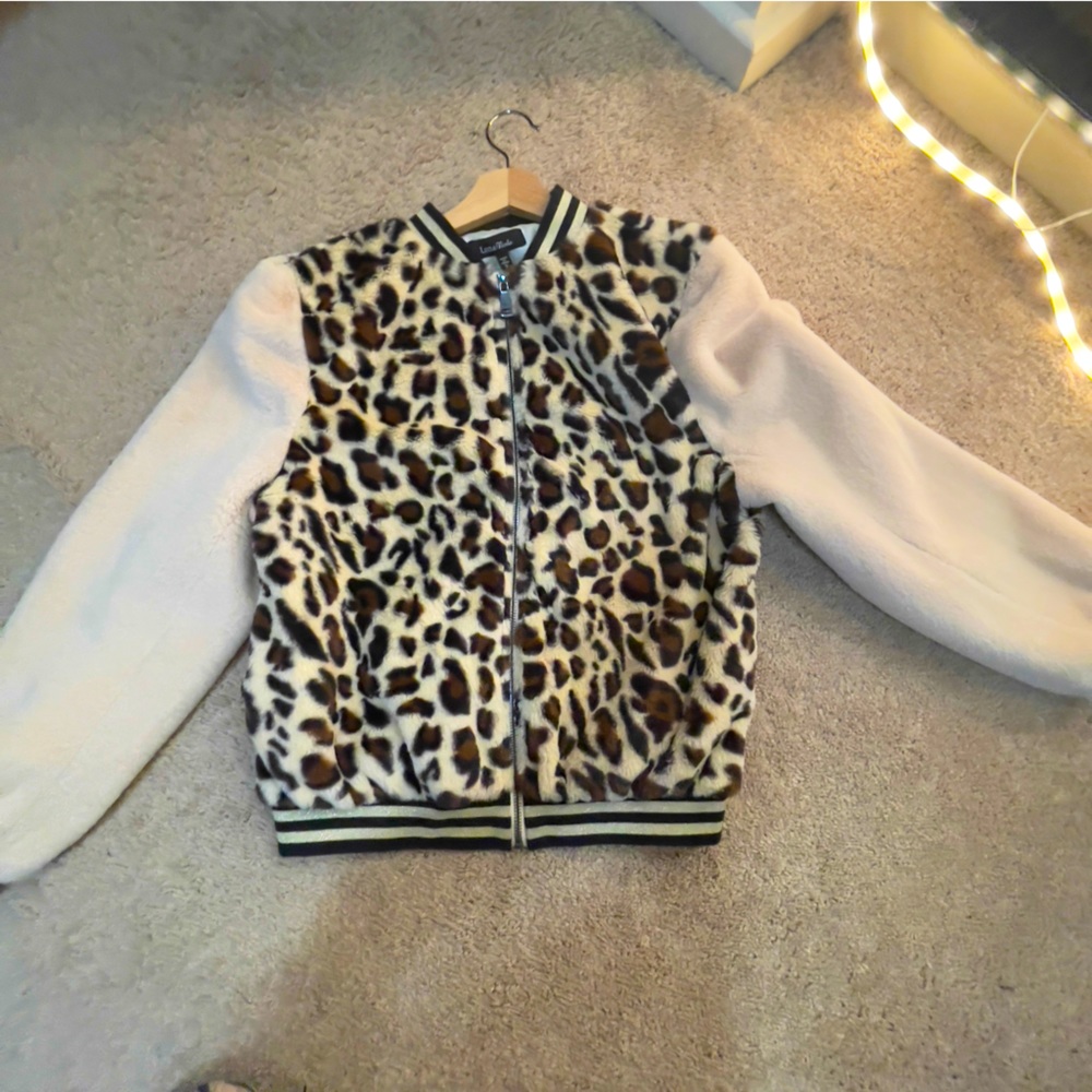 Bomber shearling jacket animal print